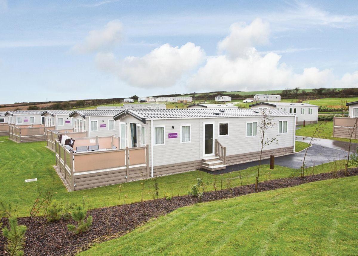 Piran Meadows Resort New Quay Exterior foto