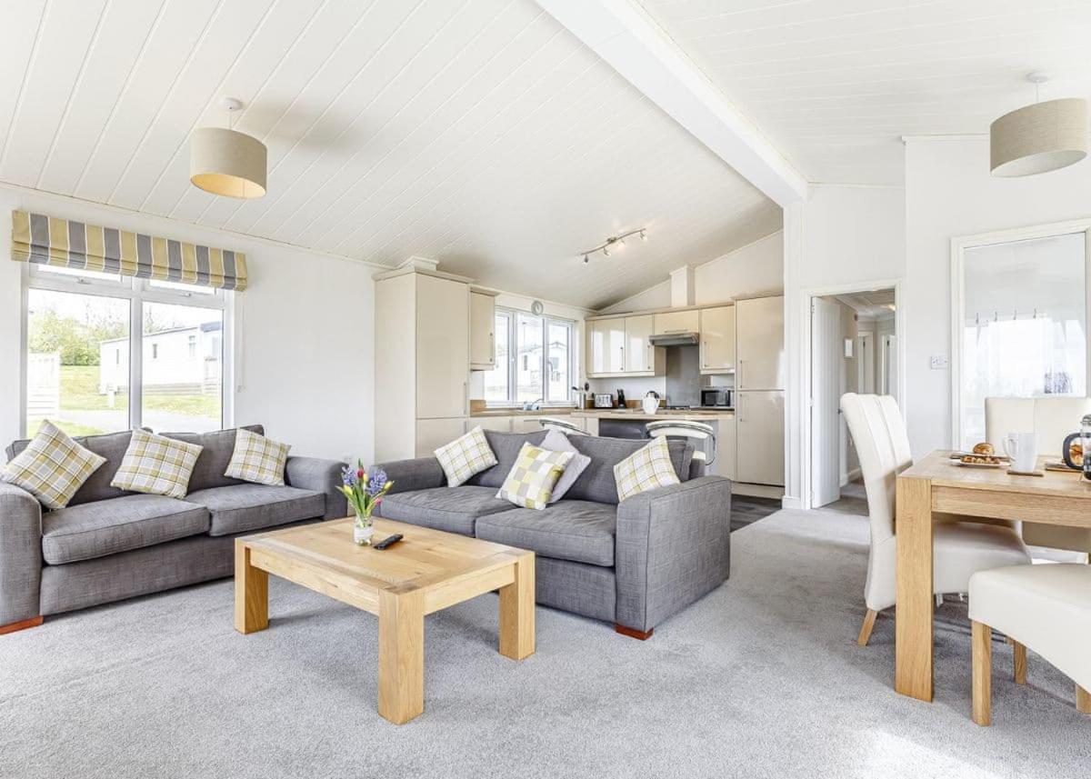 Piran Meadows Resort New Quay Exterior foto